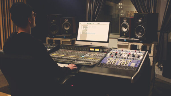 تجهیزات میکس و مسترینگ